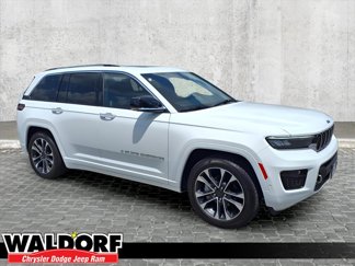 Used 2020 Jeep Grand Cherokee Overland image 1