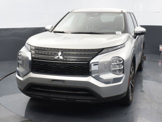 Used 2022 Mitsubishi Outlander ES image 1