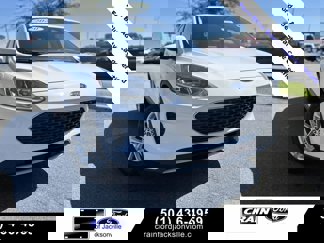 Certified 2020 Ford Escape SE image 1