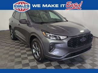 Used 2024 Ford Escape ST-Line image 1