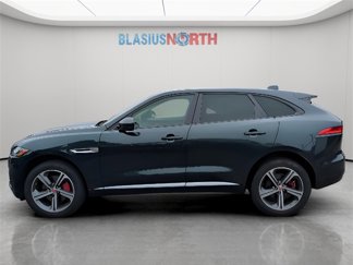 Used 2017 Jaguar F-PACE S image 1