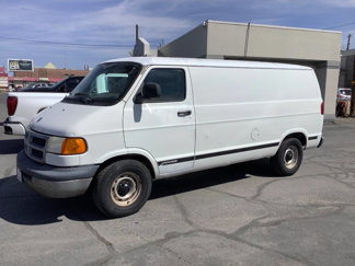 Used 2000 Dodge B1500 image 1