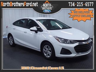 Used 2019 Chevrolet Cruze LS w/ LS Fleet Convenience Package image 1