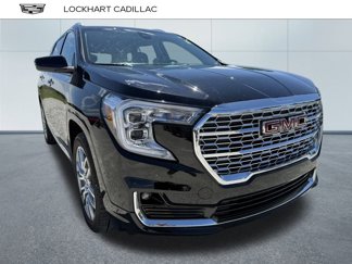 Used 2022 GMC Terrain Denali w/ LPO, Floor Liner Package image 1