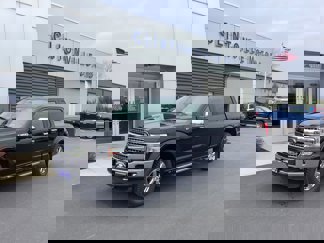 Used 2019 Ford F150 Lariat image 1