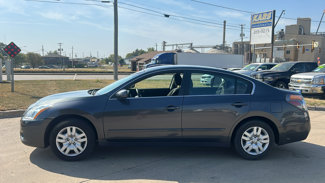 Used 2011 Nissan Altima 2.5 S image 1