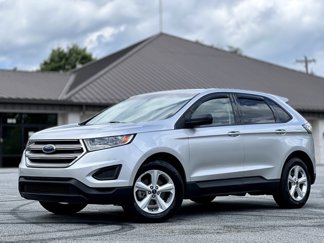 Used 2018 Ford Edge SE image 1
