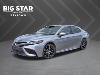 Used 2024 Toyota Camry SE image 1