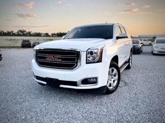 Used 2017 GMC Yukon SLT image 1
