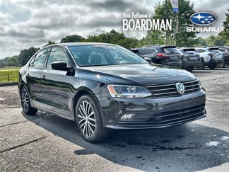 Used 2016 Volkswagen Jetta Sport image 1
