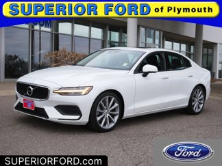 Used 2020 Volvo S60 T6 Momentum image 1
