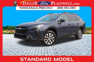 Used 2023 Subaru Outback Premium image 1