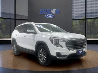 Used 2022 GMC Terrain SLT image 1