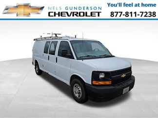 Used 2017 Chevrolet Express 3500 Extended image 1