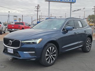 Used 2023 Volvo XC60 B5 Core image 1