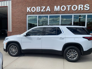 Used 2022 Chevrolet Traverse LT image 1