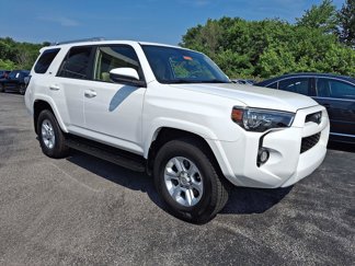 Used 2017 Toyota 4Runner 4WD image 1
