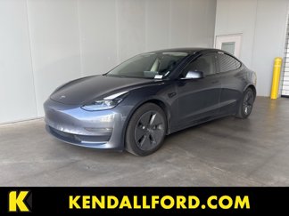 Used 2021 Tesla Model 3 Standard Range Plus image 1