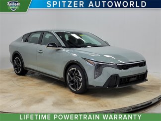 New 2025 Kia K4 GT-Line image 1