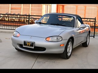 Used 1999 MAZDA MX-5 Miata image 1