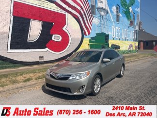 Used 2014 Toyota Camry L image 1