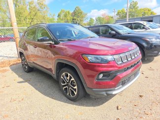 Used 2022 Jeep Compass Limited image 1