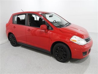 Used 2011 Nissan Versa 1.8 S w/ Plus Pkg image 1
