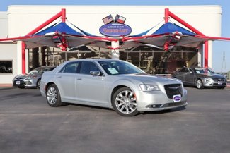 Used 2020 Chrysler 300 Limited image 1