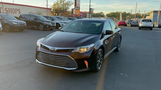 Used 2018 Toyota Avalon XLE Premium image 1