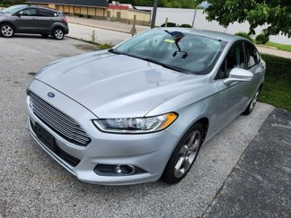 Used 2013 Ford Fusion SE image 1