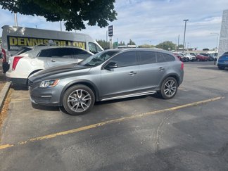 Used 2016 Volvo V60 T5 Cross Country Platinum w/ Climate Package image 1