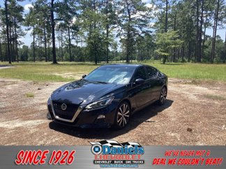 Used 2022 Nissan Altima 2.5 SR image 1