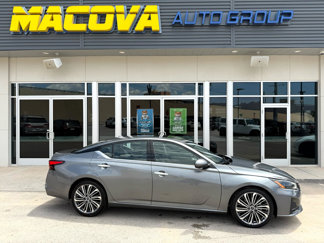 Used 2023 Nissan Altima 2.5 SL image 1