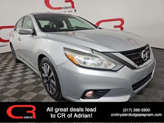 Used 2017 Nissan Altima 2.5 SV image 1