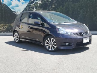 Used 2013 Honda Fit Sport image 1