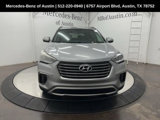 Used 2017 Hyundai Santa Fe SE image 1