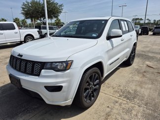 Used 2018 Jeep Grand Cherokee Altitude image 1