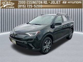 Used 2017 Toyota RAV4 LE image 1