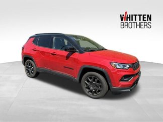 Used 2023 Jeep Compass Altitude image 1