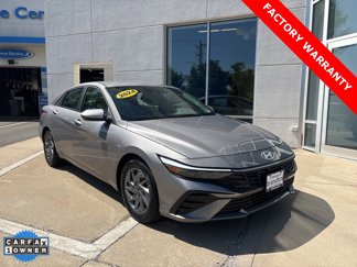 Used 2024 Hyundai Elantra SEL image 1