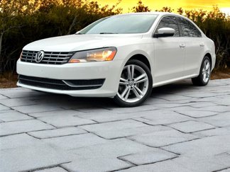 Used 2014 Volkswagen Passat TDI SE image 1