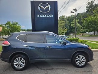 Used 2015 Nissan Rogue SV image 1