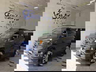 Used 2020 Ford Edge Titanium image 1