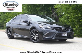 Used 2022 Toyota Camry SE image 1