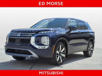 New 2025 Mitsubishi Outlander SE image 1