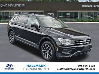 Used 2021 Volkswagen Tiguan SE w/ Panoramic Sunroof Package image 1
