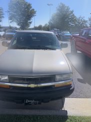 Used 2001 Chevrolet S10 Pickup 2WD Regular Cab image 1
