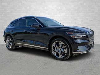 Used 2023 Genesis Electrified GV70 image 1