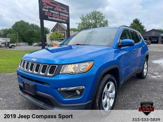 Used 2019 Jeep Compass Latitude image 1