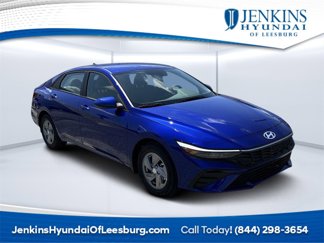 New 2025 Hyundai Elantra SE image 1